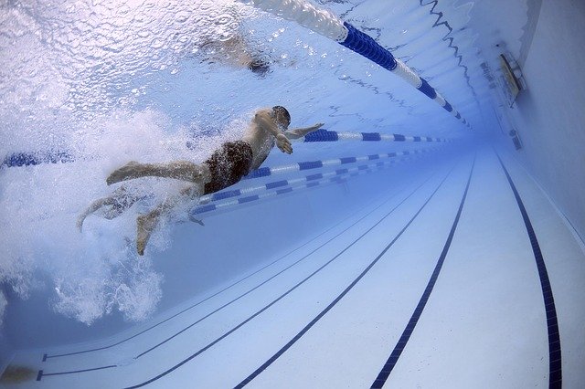 Est-ce que la natation présente des dangers?